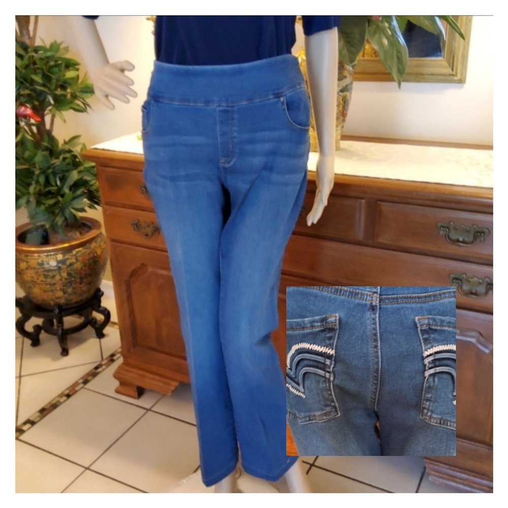 The Pioneer Woman Embroidered Bootcut Jeans -Medium Wash
